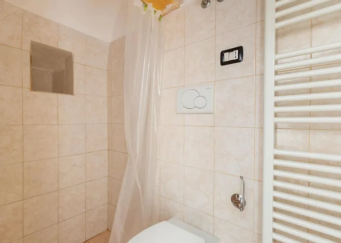 Alcova Barone By Barbarhouse *