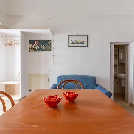 Alcova Barone By Barbarhouse *